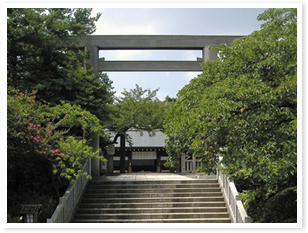 伊勢山皇大神宮正式参拝