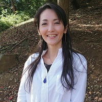 玲南先生